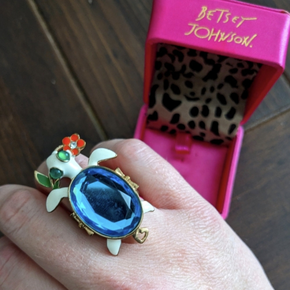 Betsey Johnson Under the Sea Turtle ring